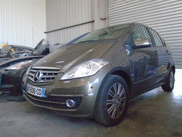 CLASSE A 180 CDI 109 CV BOITE AUTO SEMI CUIR BEIGE